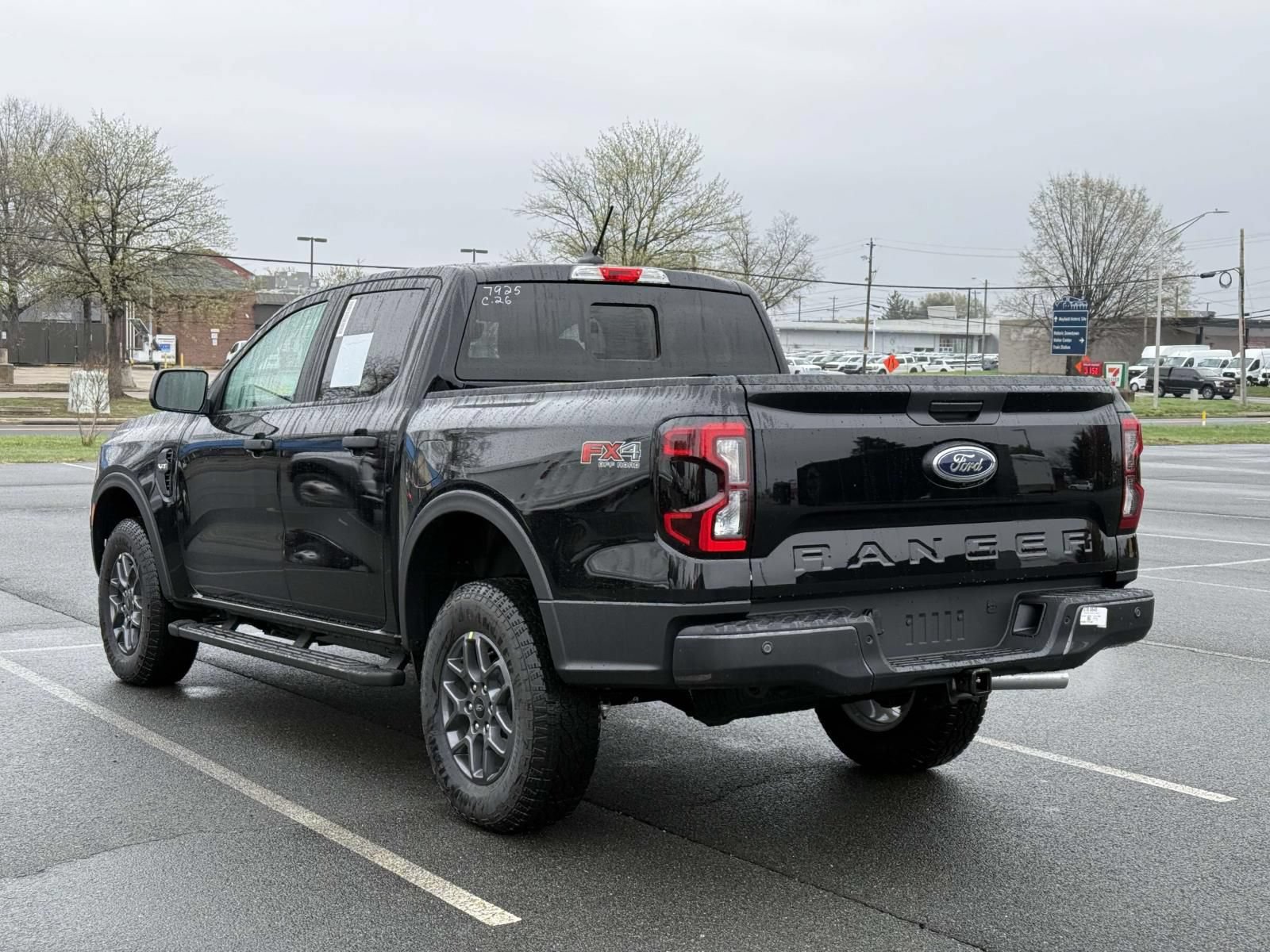 New 2025 Ford Ranger XLT w/ FX4 Off-Road Package AWD/4WD image 4