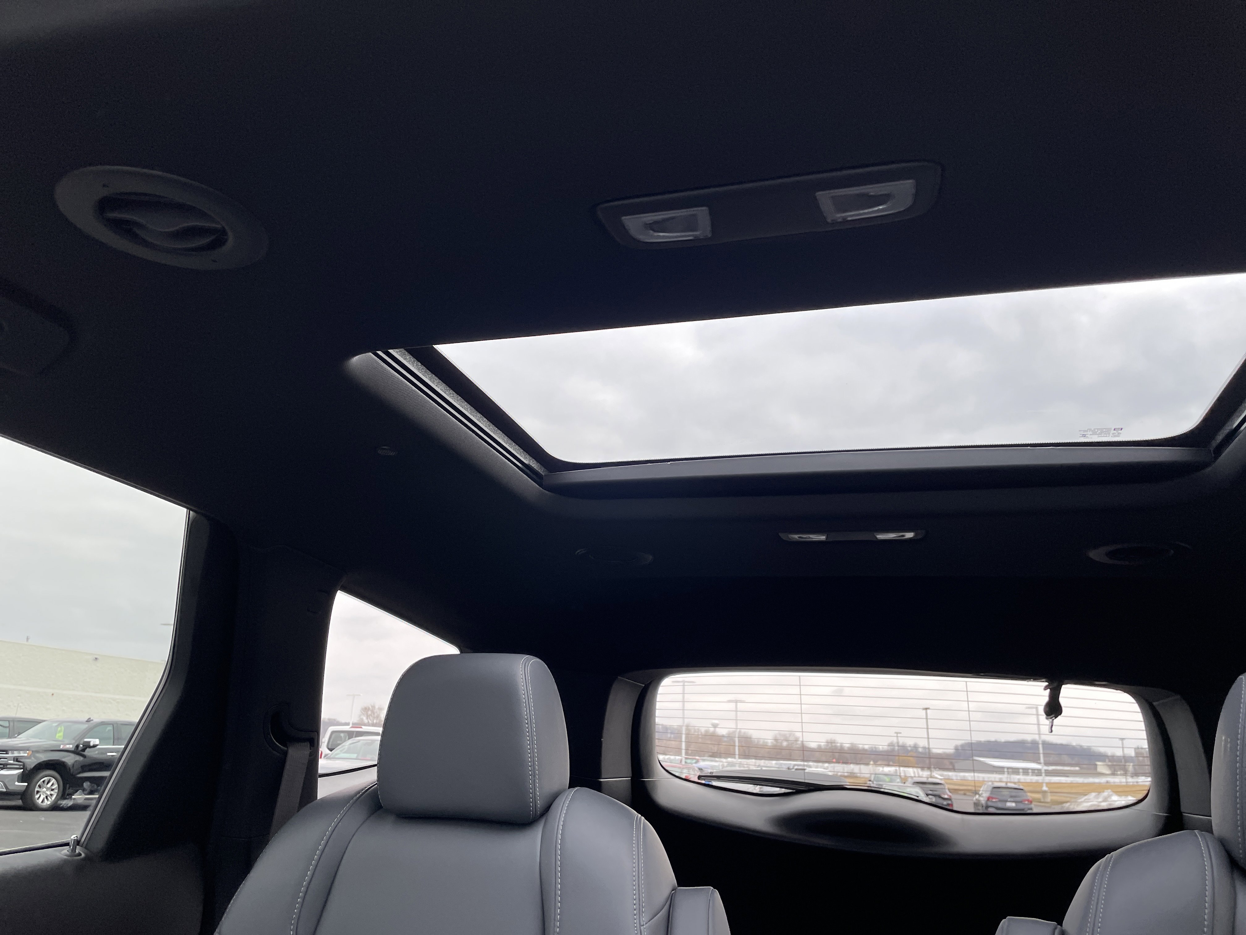 Used 2023 Buick Enclave Essence w/ Experience Buick Package image 43