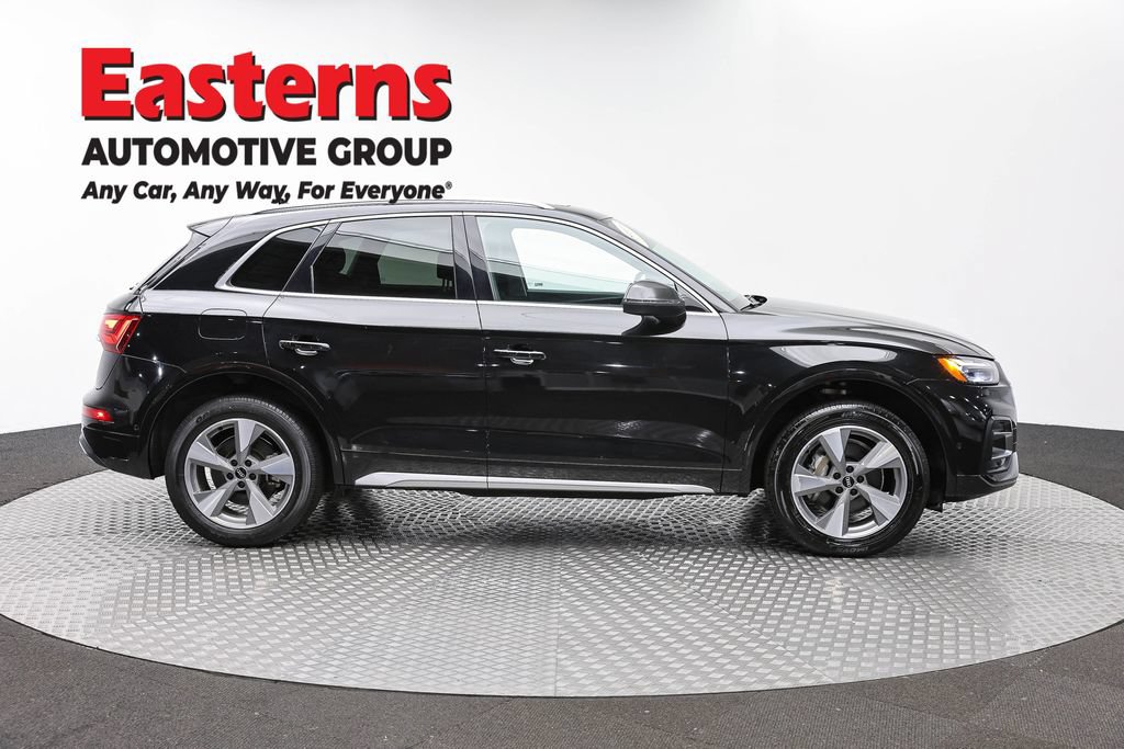 Used 2023 Audi Q5 Prestige w/ Prestige Package AWD/4WD image 4