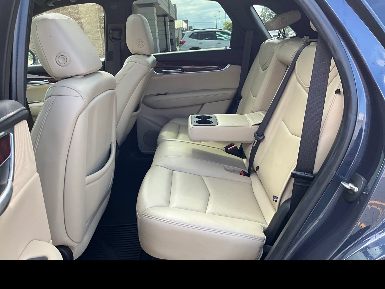 Used 2019 Cadillac XT5 Luxury FWD image 11