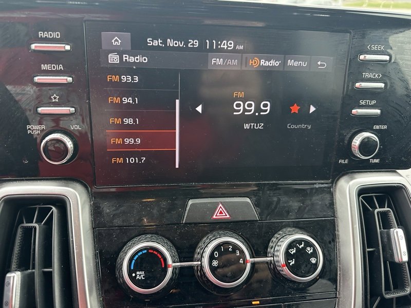 Used 2023 Kia Sorento LX image 14