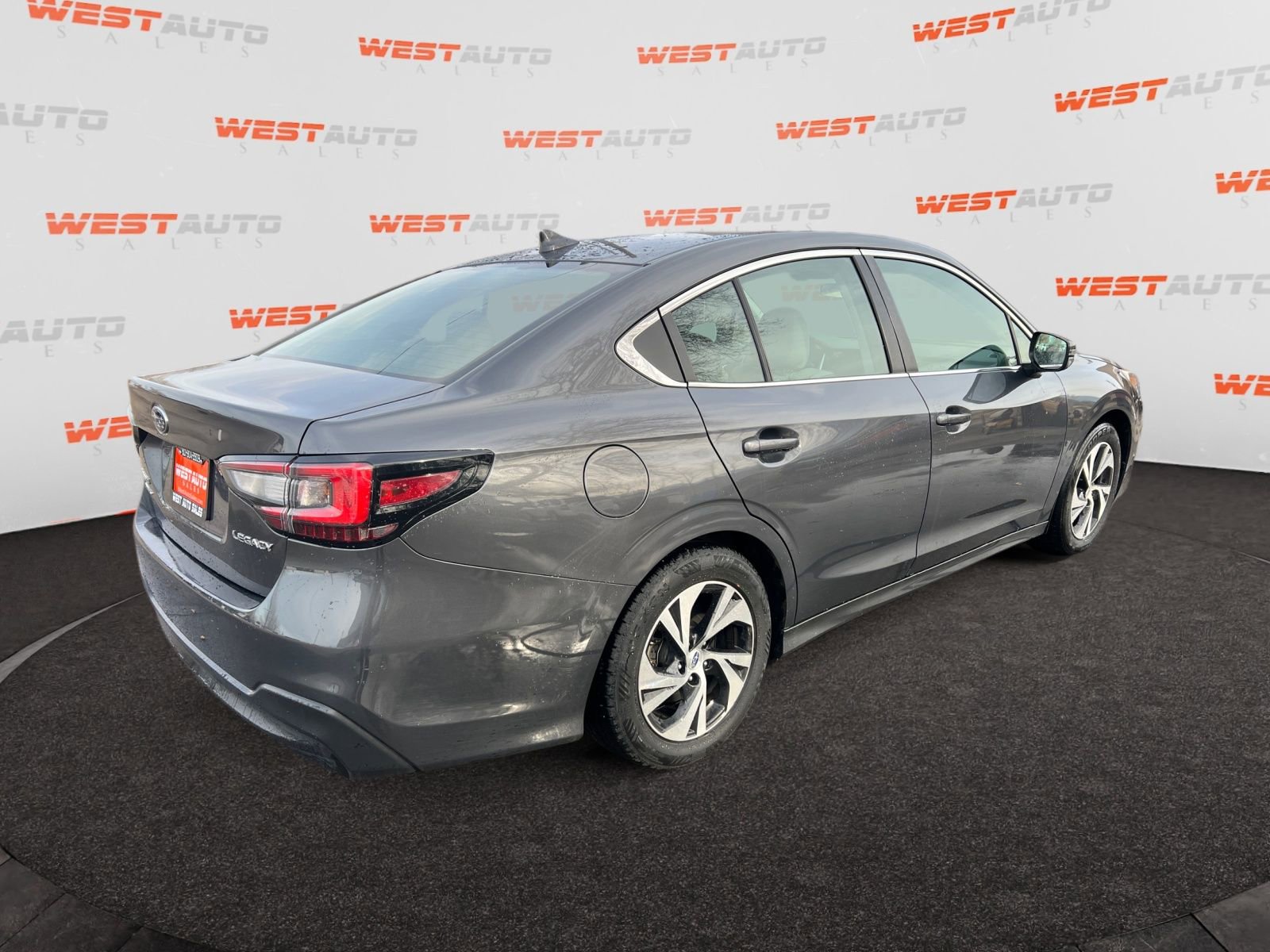 Used 2021 Subaru Legacy Premium AWD/4WD image 5