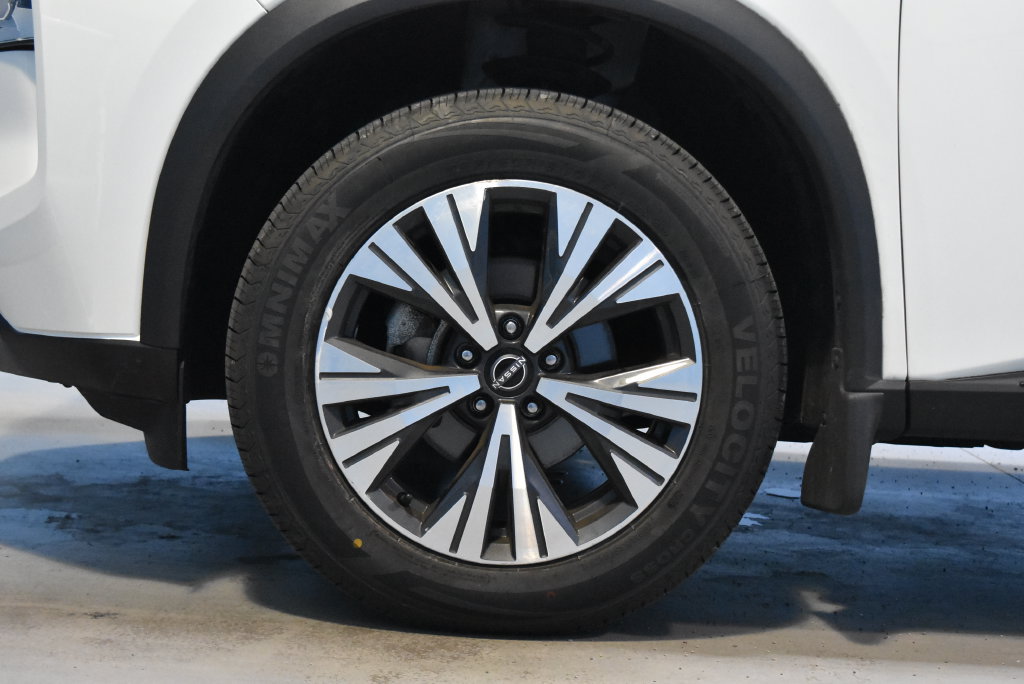 Used 2023 Nissan Rogue SV w/ SV Premium B Package AWD/4WD image 25