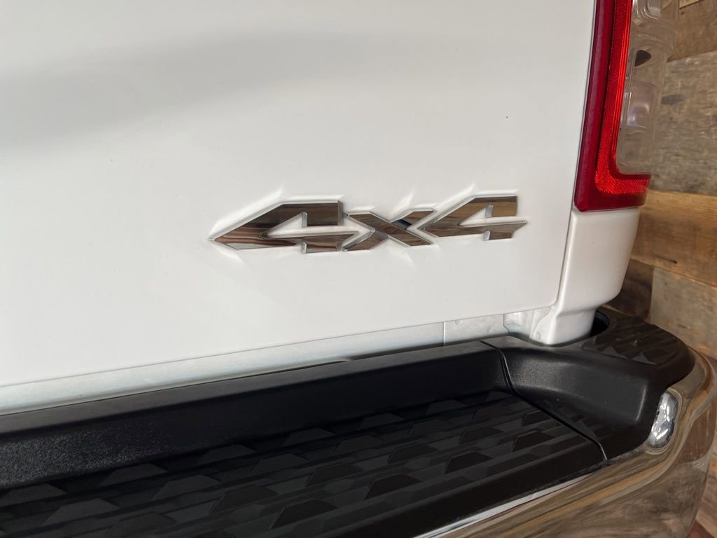 Used 2024 RAM 2500 Tradesman w/ Chrome Appearance Group image 27