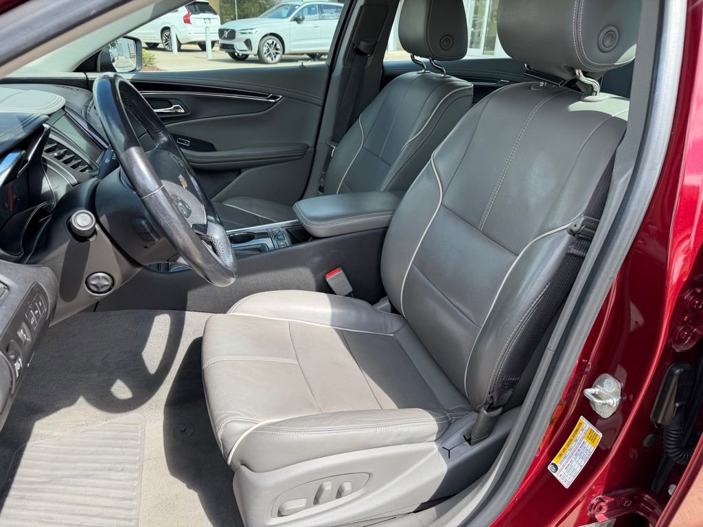 Used 2017 Chevrolet Impala Premier w/ Enhanced Convenience Package image 10