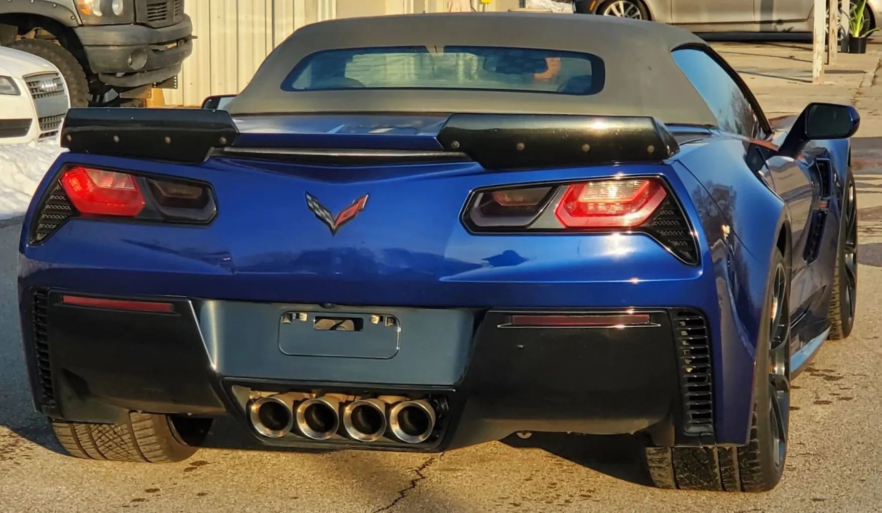 Used 2017 Chevrolet Corvette Grand Sport w/ Grand Sport Heritage Package image 6