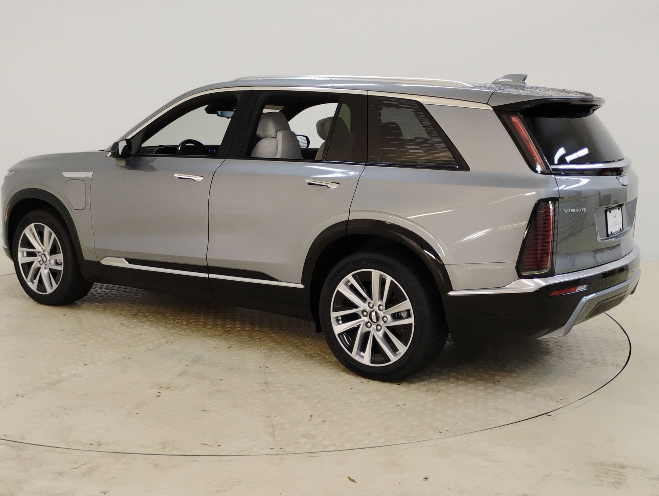 New 2026 Cadillac Vistiq Luxury image 3