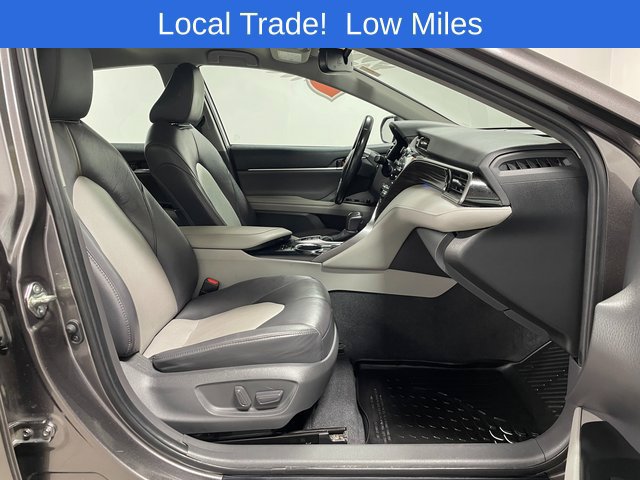 Used 2020 Toyota Camry XLE FWD image 22