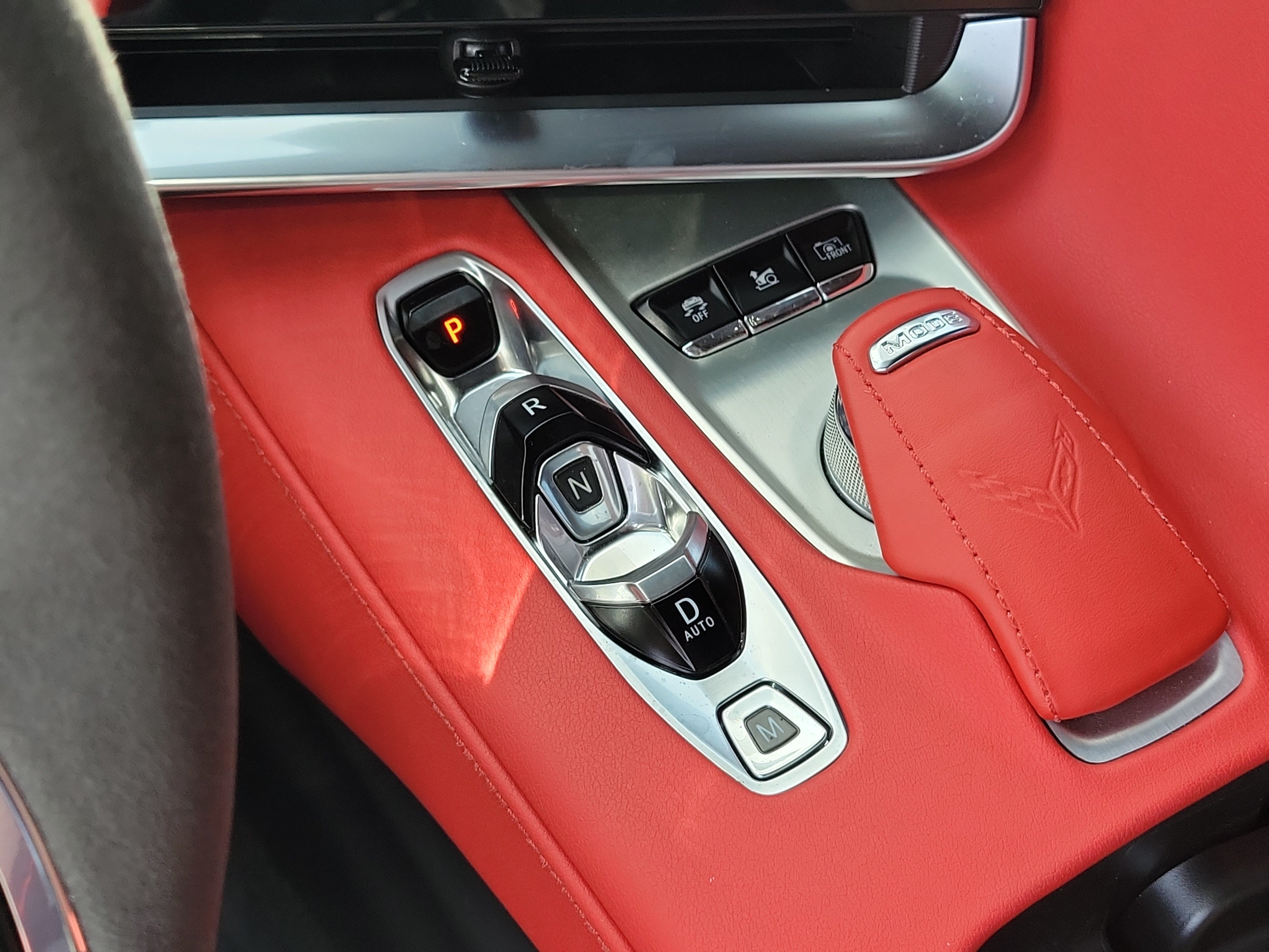Used 2025 Chevrolet Corvette Z06 RWD image 23