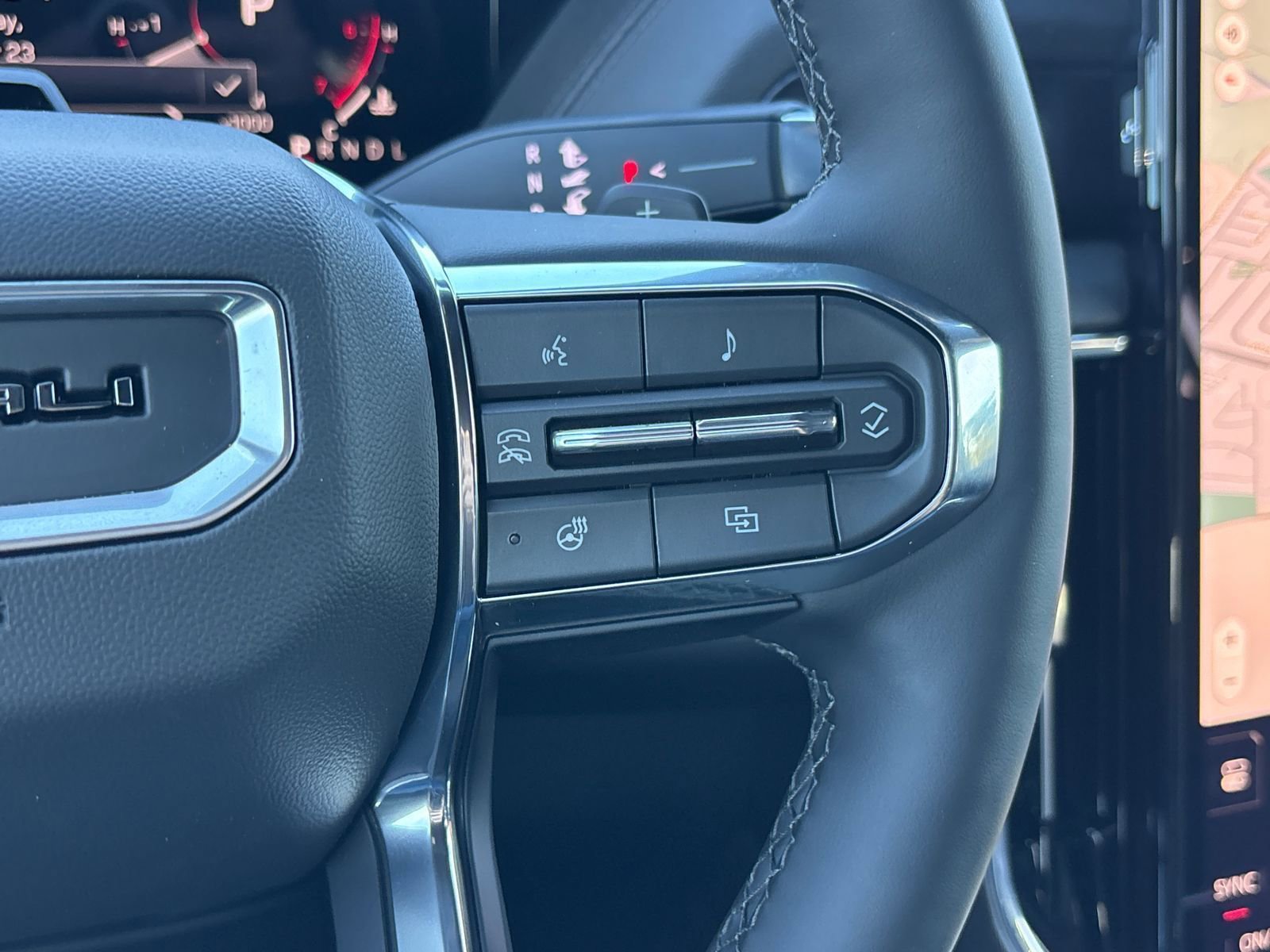 New 2026 GMC Yukon Denali w/ Denali Reserve Package image 15