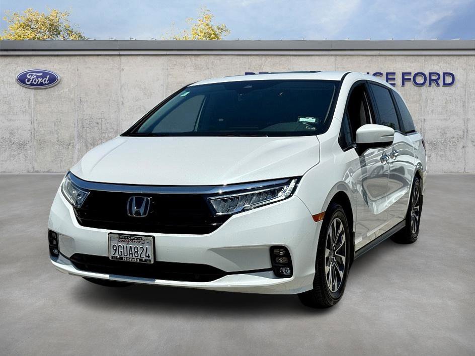 Used 2023 Honda Odyssey EX-L image 2