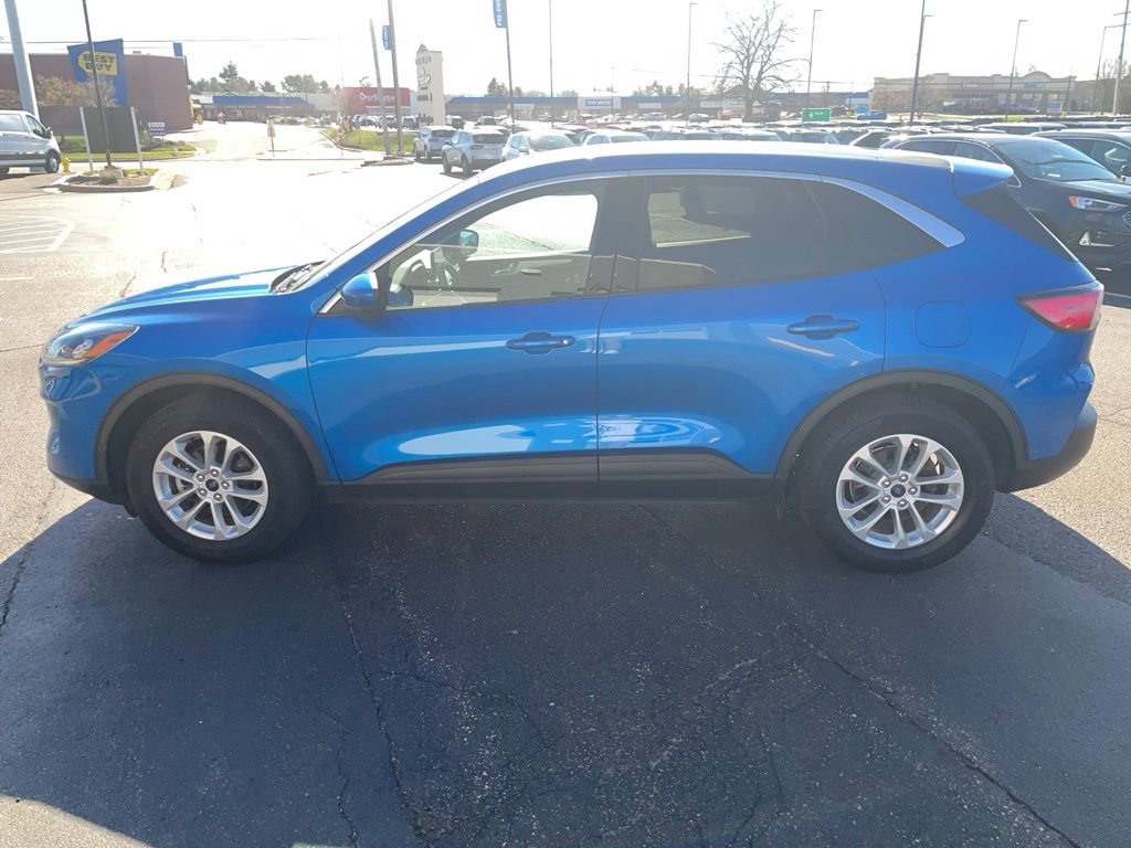 Used 2020 Ford Escape SE image 8