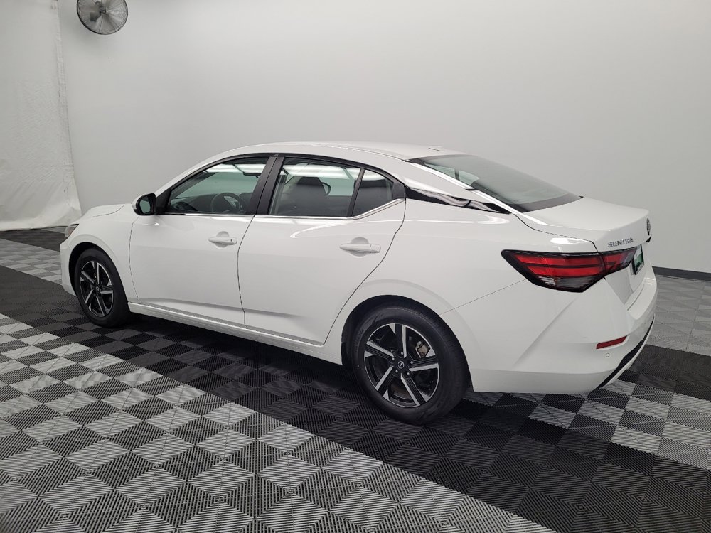 Used 2025 Nissan Sentra SV FWD image 3