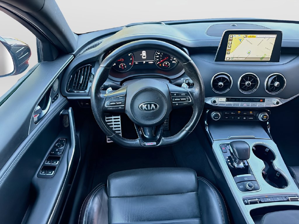 Used 2018 Kia Stinger GT2 RWD image 23