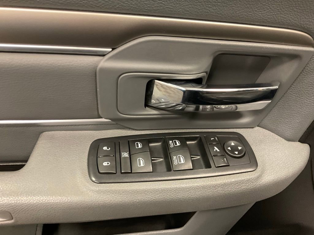 Used 2016 RAM 1500 Big Horn image 10