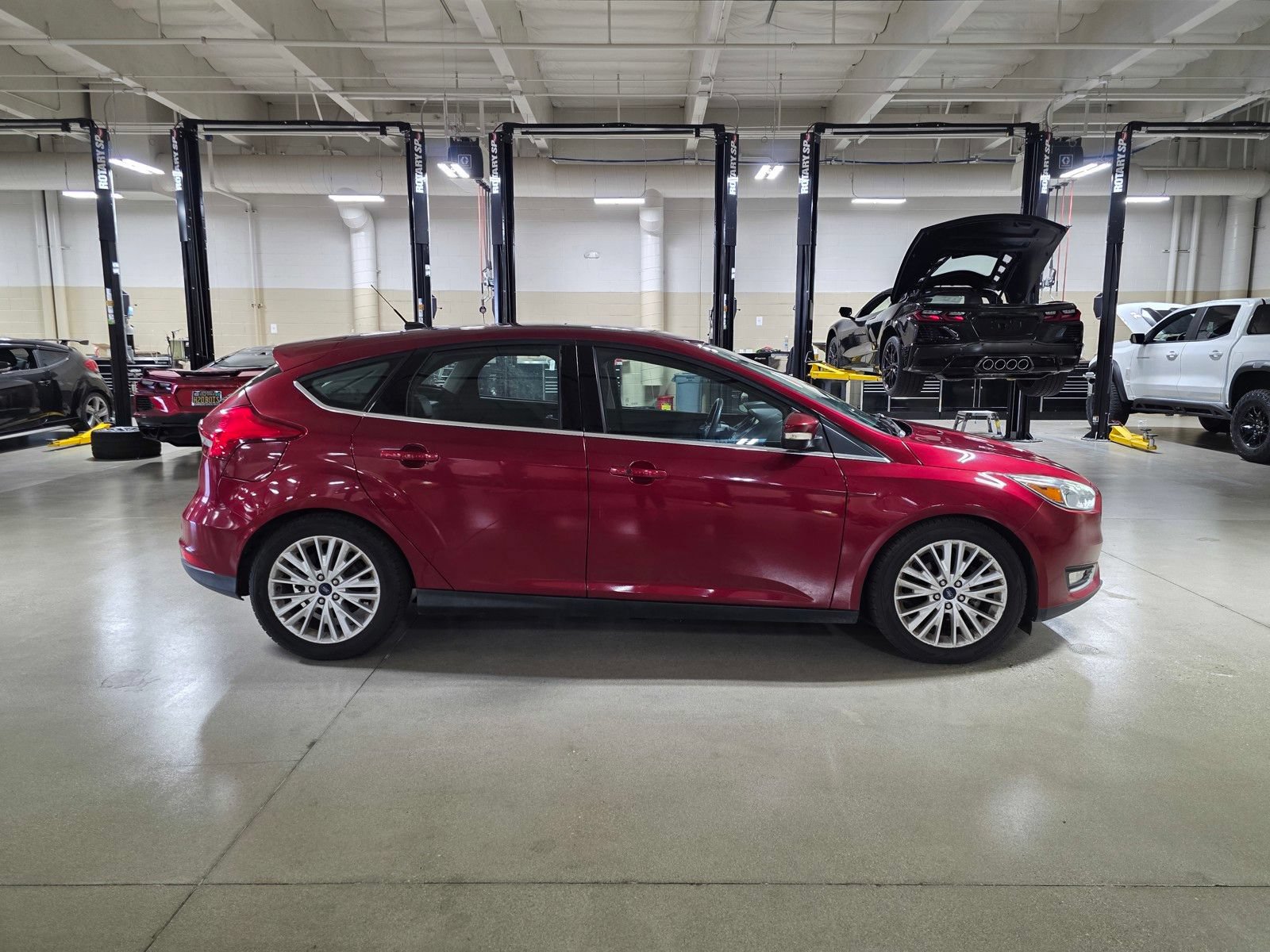 Used 2015 Ford Focus Titanium FWD image 8
