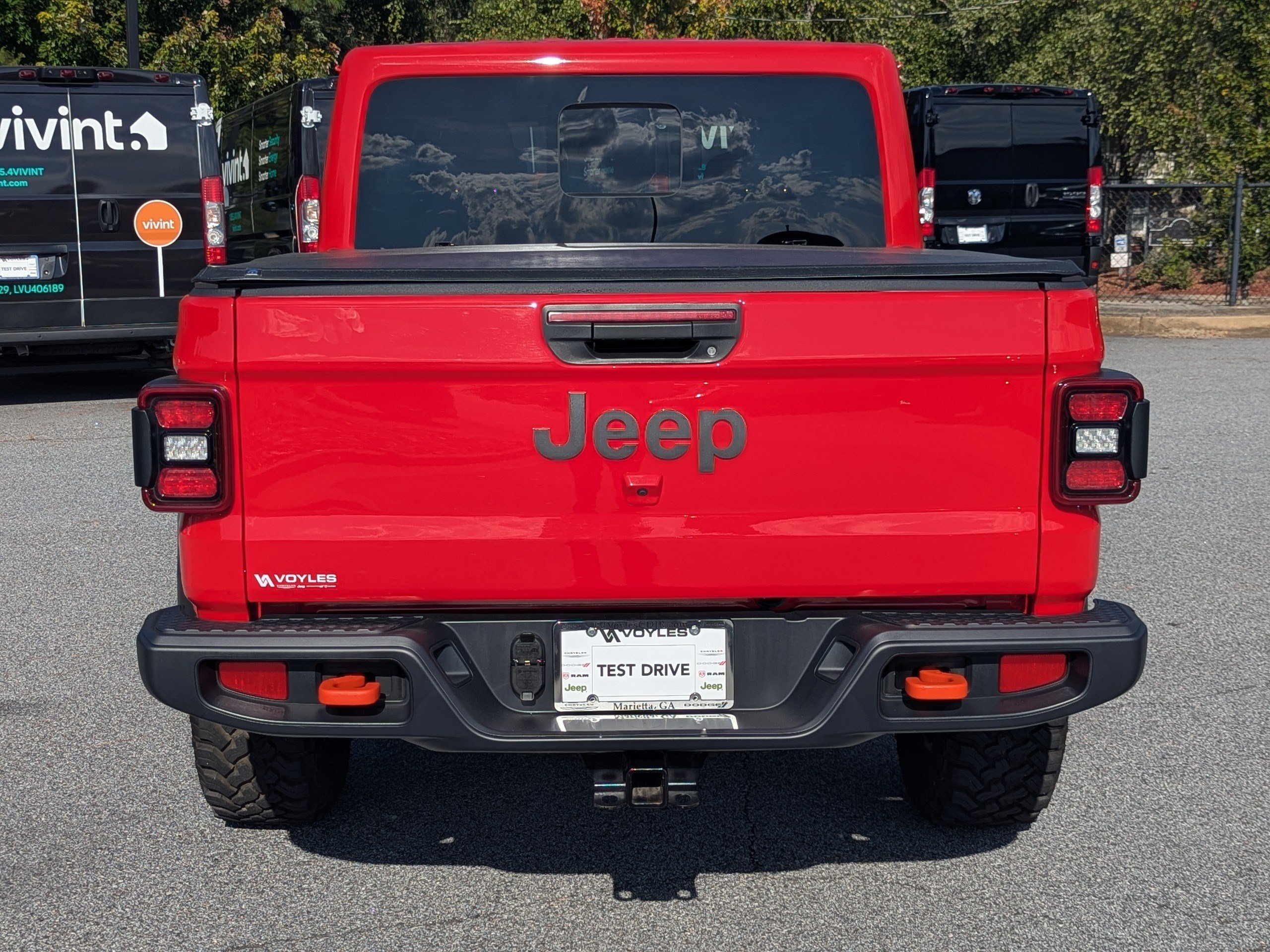 Used 2025 Jeep Gladiator Mojave AWD/4WD image 7