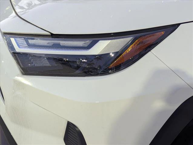 Used 2025 Toyota RAV4 XLE FWD image 4