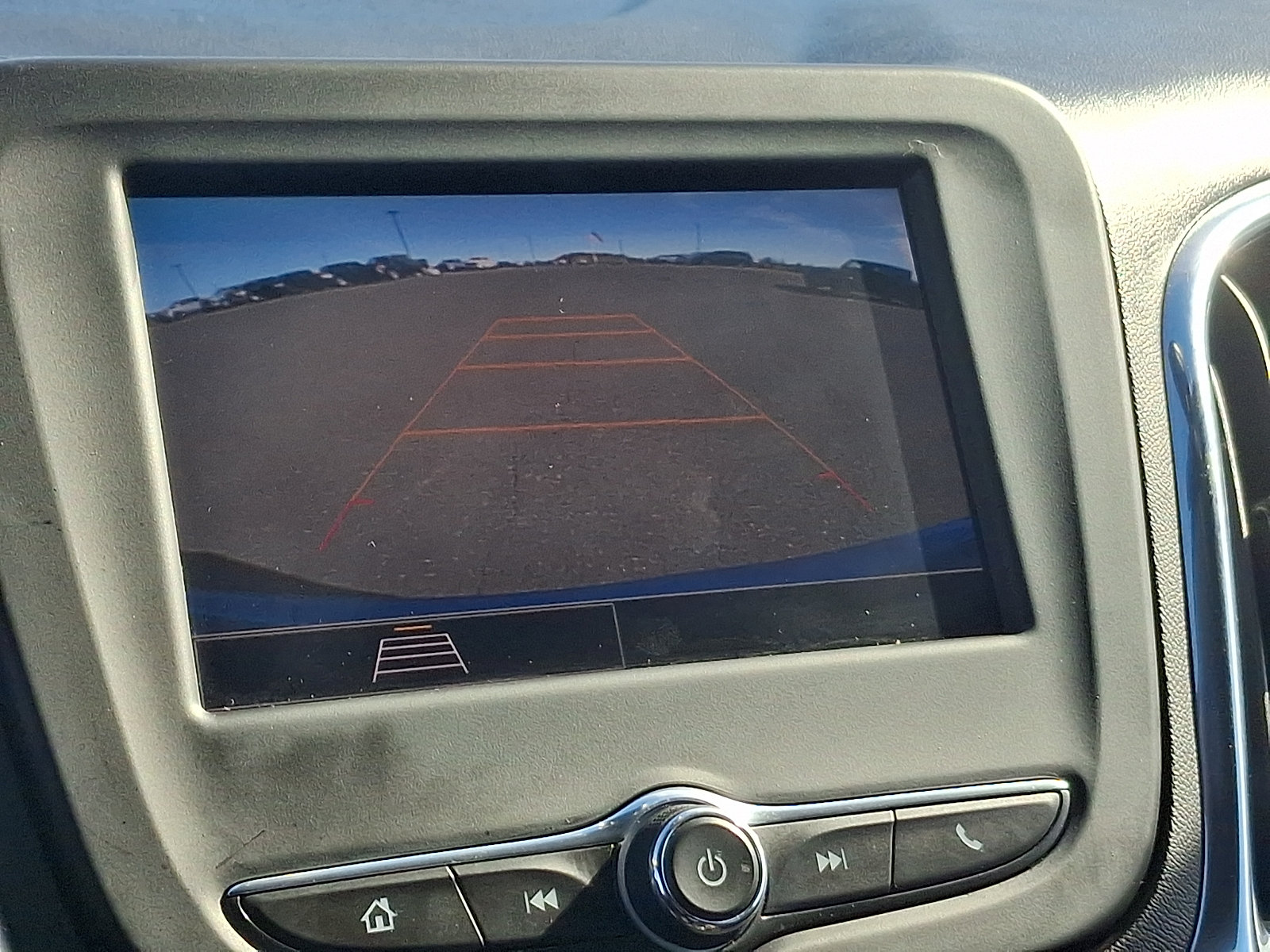 Used 2024 Chevrolet Equinox LT FWD image 18