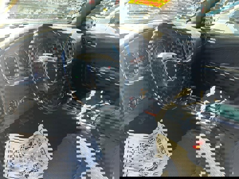 Used 2019 Dodge Charger SXT image 21