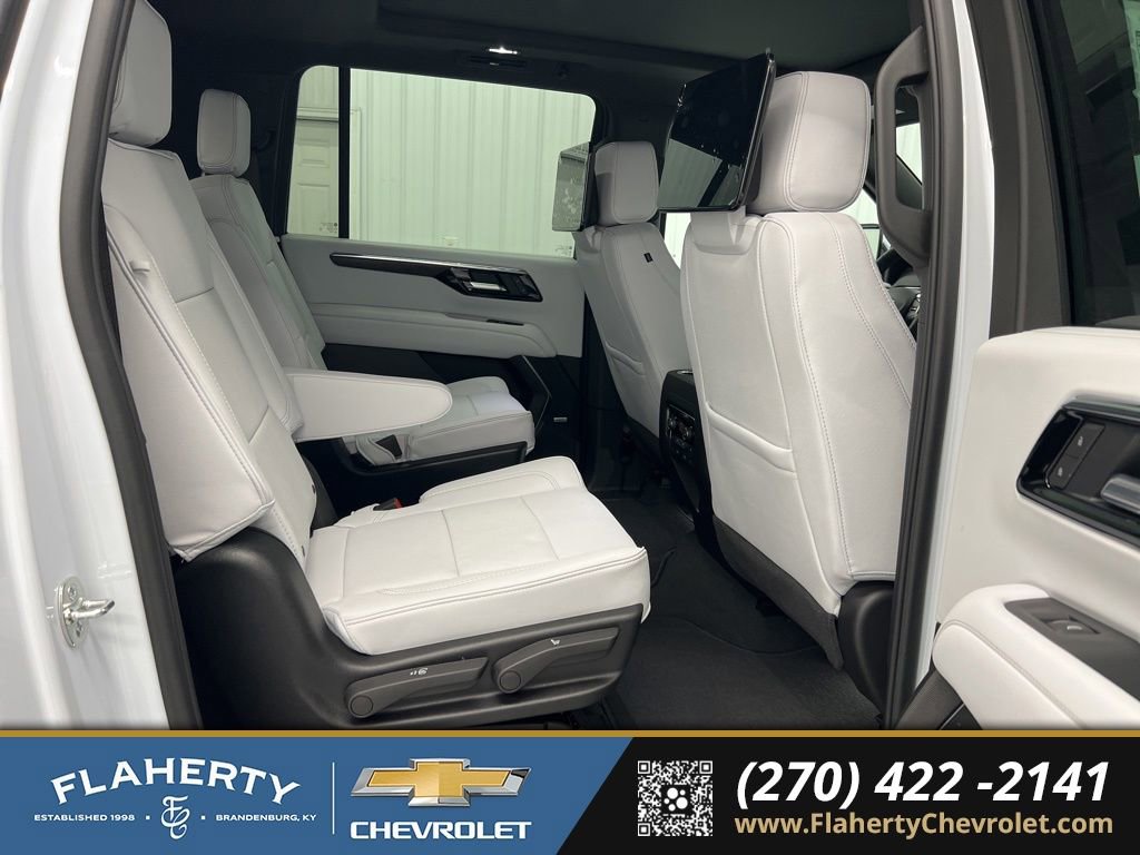 New 2026 Chevrolet Suburban Premier image 13