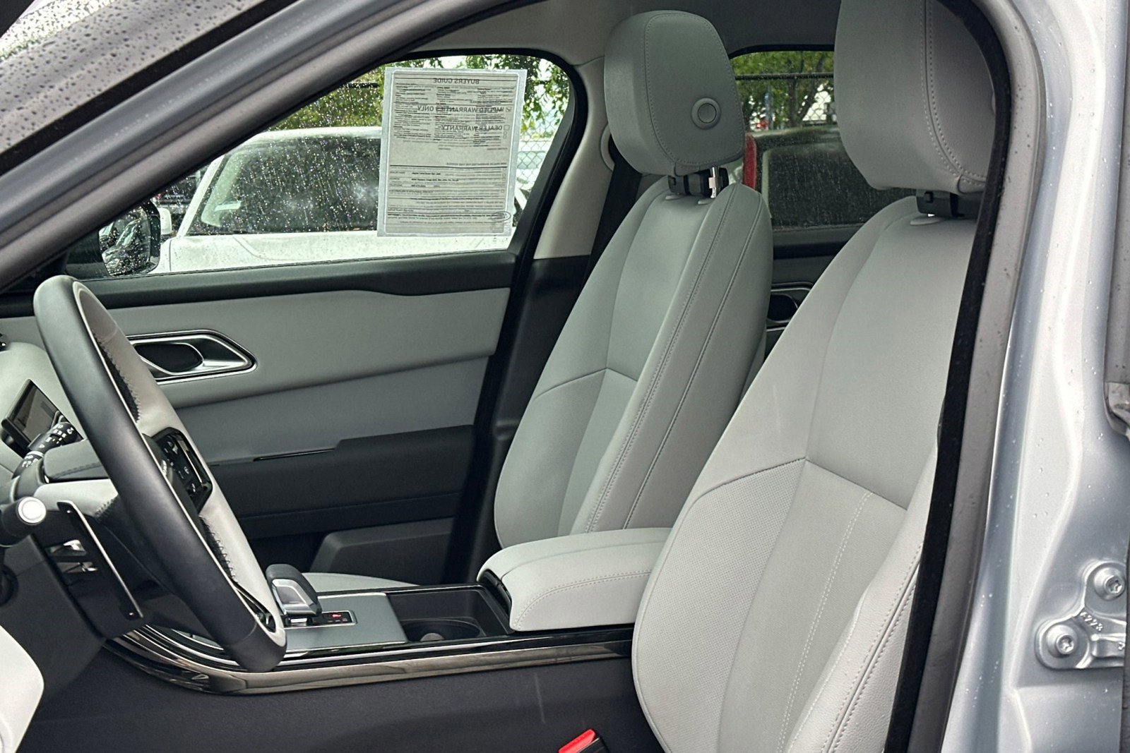 Certified 2025 Land Rover Range Rover Velar S image 6