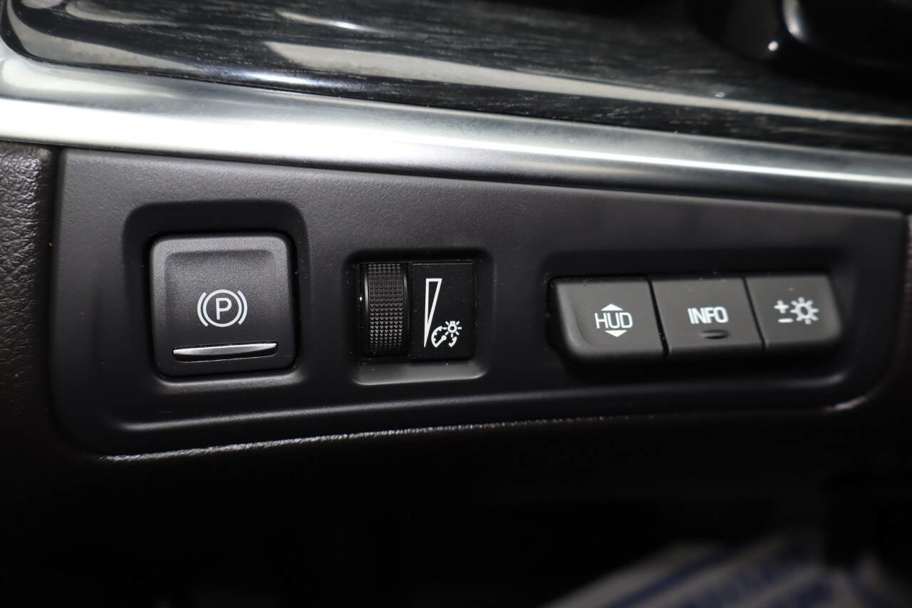 Used 2023 Cadillac XT5 Premium Luxury w/ Technology Package image 17