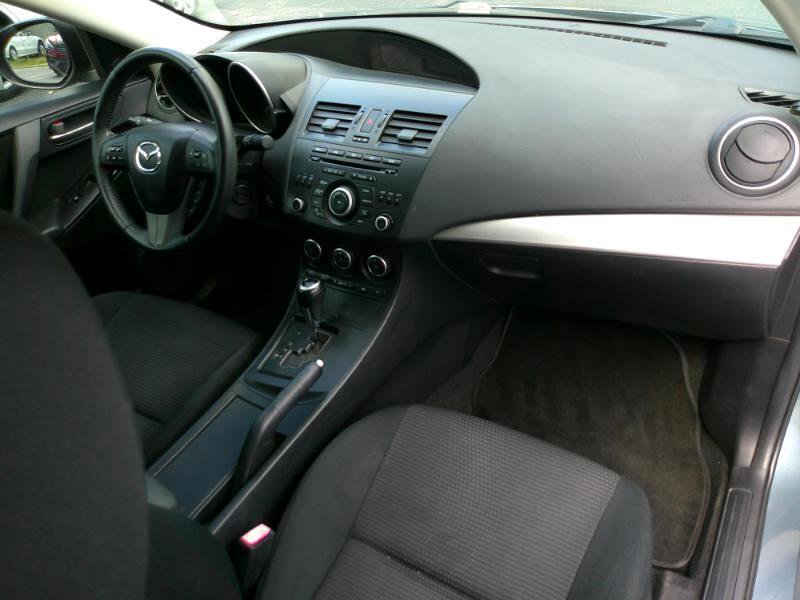 Used 2013 MAZDA MAZDA3 i Touring image 18