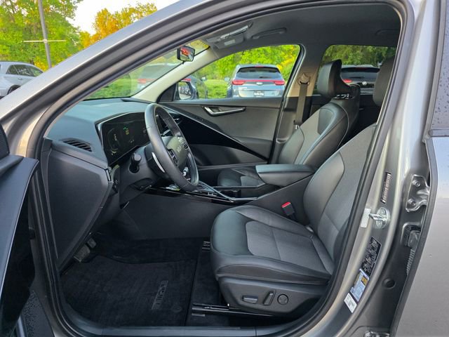 Certified 2023 Kia Niro EX FWD image 16