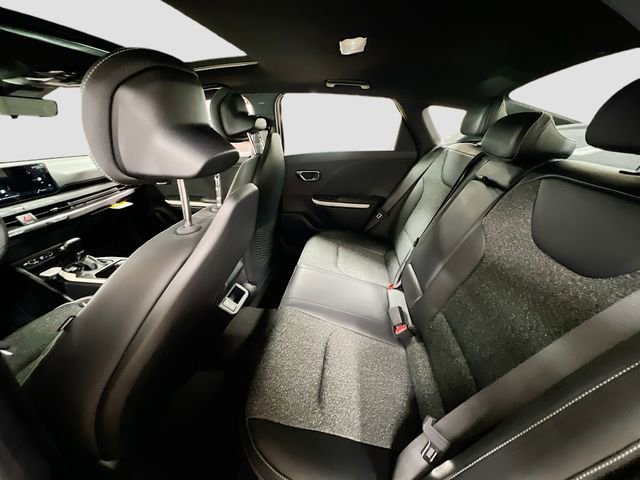 New 2025 Kia K4 GT-Line w/ GT-Line Sunroof Package image 25