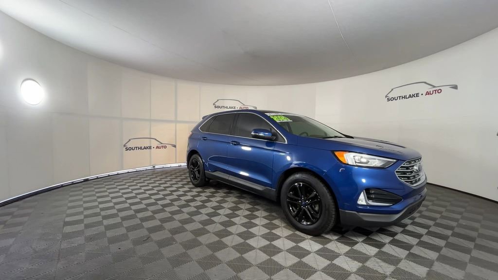 Used 2020 Ford Edge SEL w/ Cold Weather Package image 2