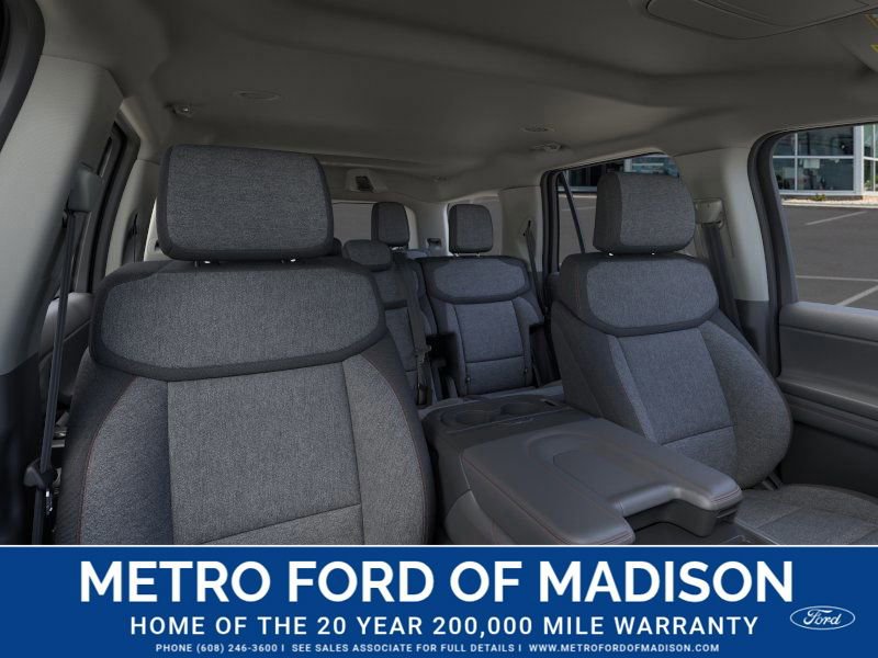New 2025 Ford Expedition Active image 11