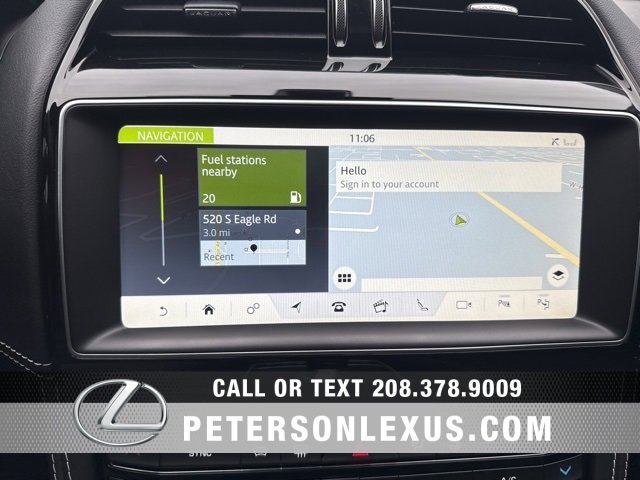 Used 2020 Jaguar F-PACE SVR image 16