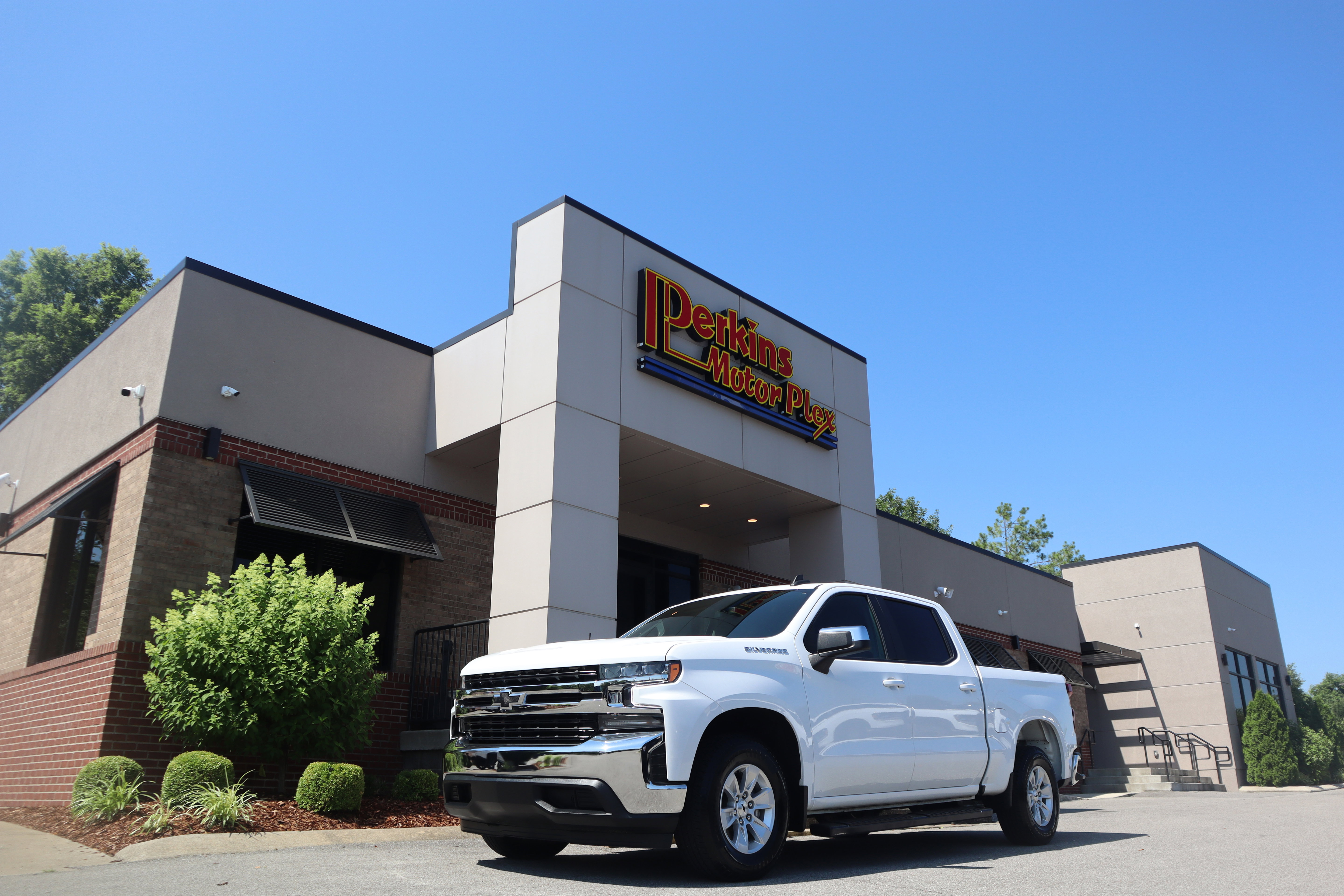 Used 2021 Chevrolet Silverado 1500 LT RWD image 35