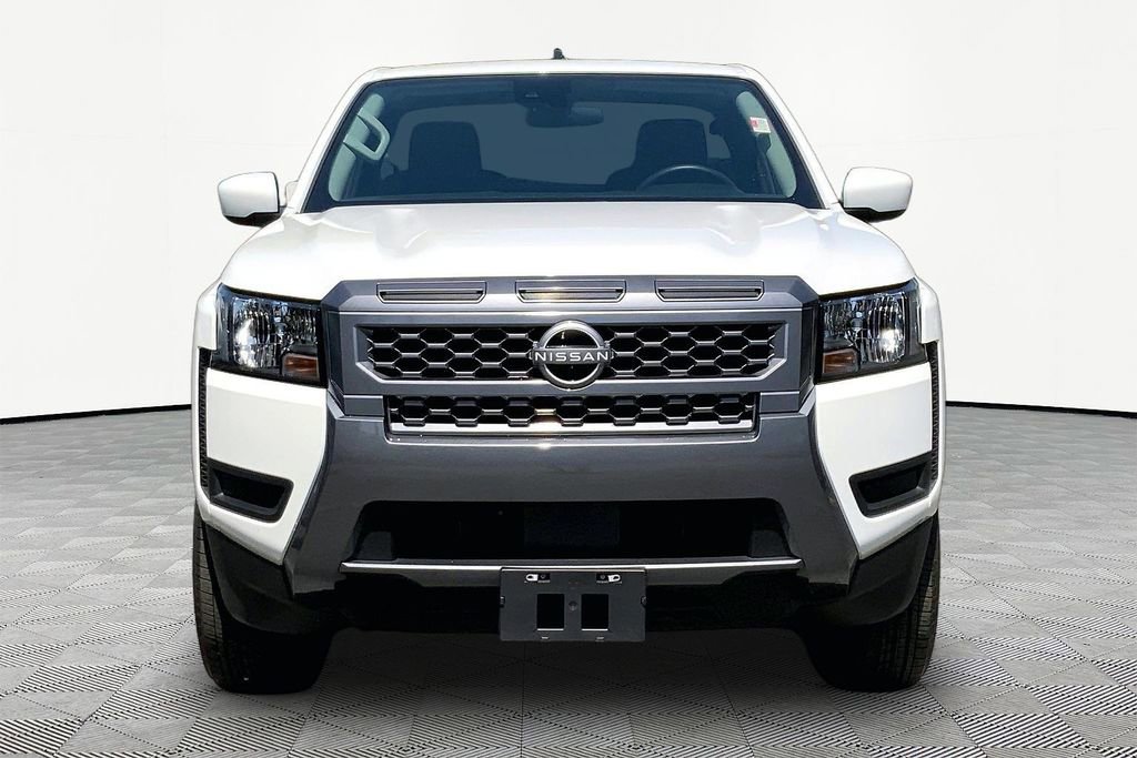Used 2025 Nissan Frontier SV RWD image 2