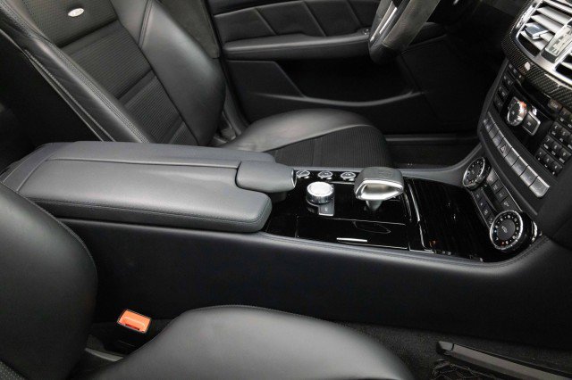 Used 2012 Mercedes-Benz CLS 63 AMG image 30