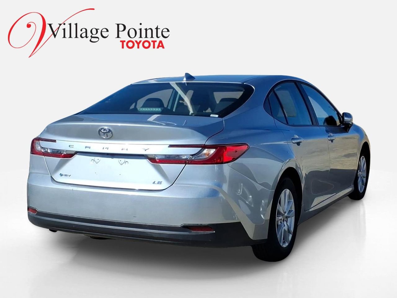 Used 2026 Toyota Camry LE image 4