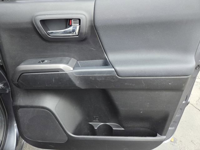 Used 2021 Toyota Tacoma TRD Off-Road w/ Technology Package image 23