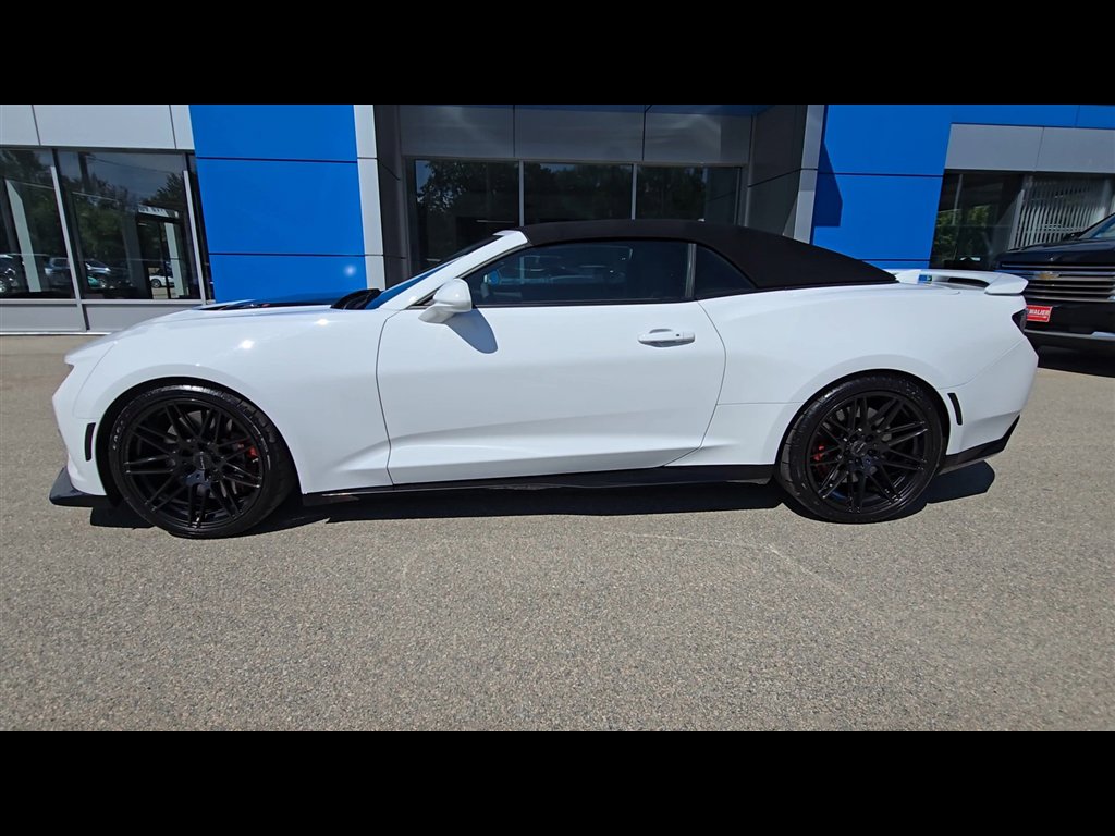 Used 2018 Chevrolet Camaro ZL1 image 5