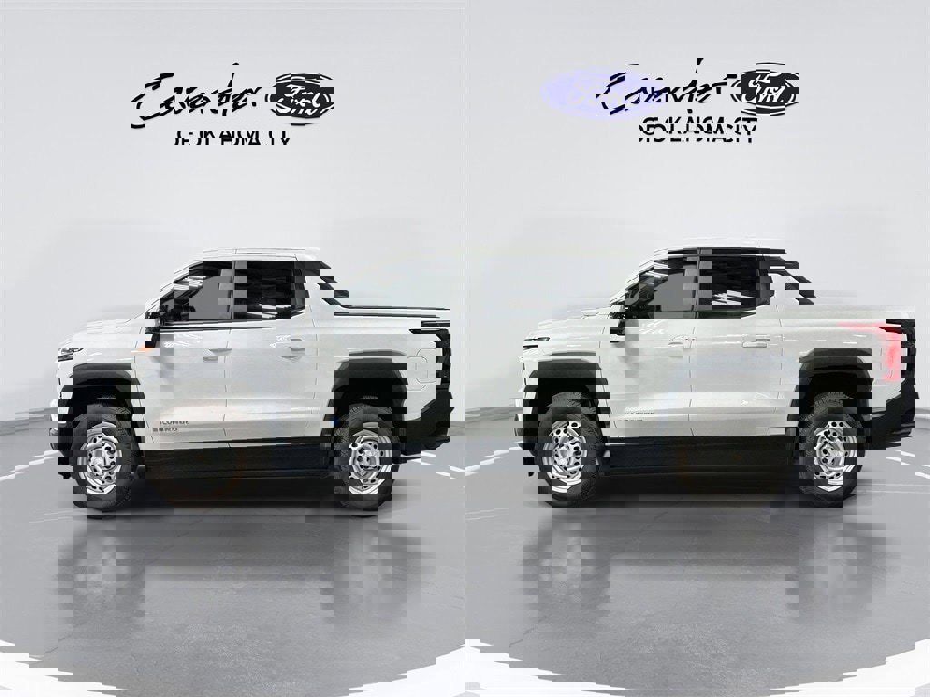 Used 2025 Chevrolet Silverado EV W/T image 5