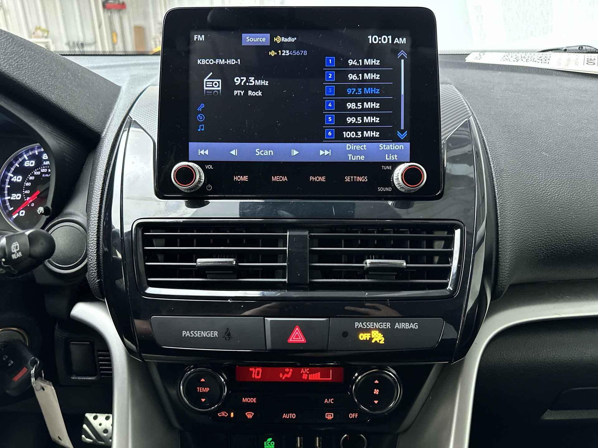 Used 2022 Mitsubishi Eclipse Cross LE AWD/4WD image 18