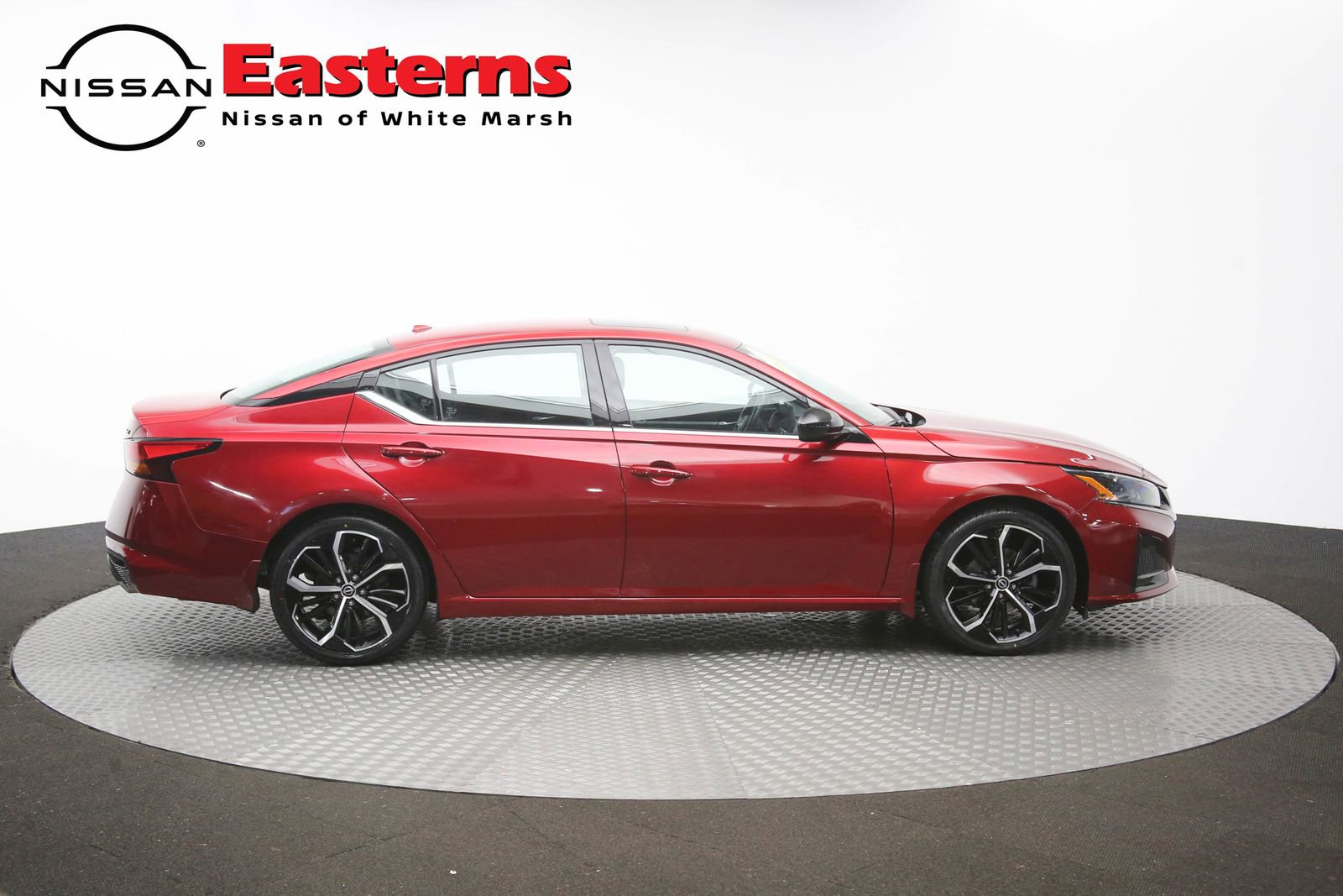 Used 2023 Nissan Altima 2.5 SR w/ SR Premium Package FWD image 44