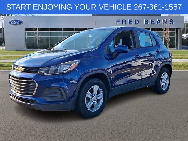 Used 2017 Chevrolet Trax LS AWD/4WD image 4