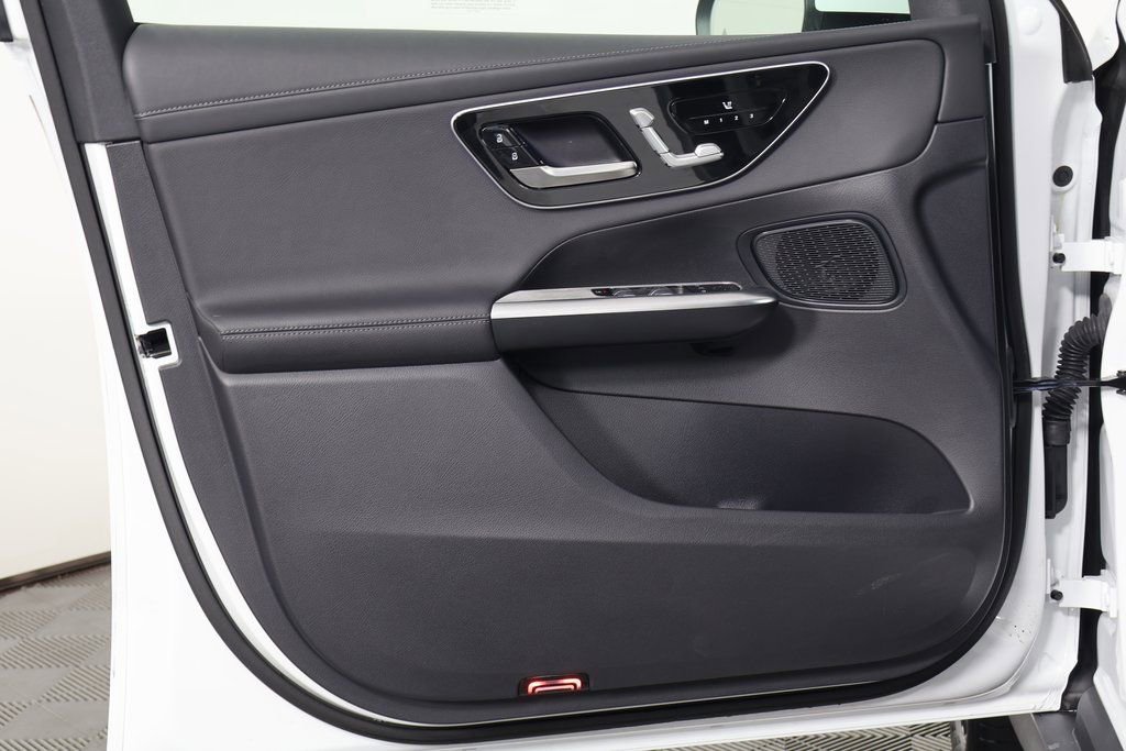 Certified 2024 Mercedes-Benz GLC 300 4MATIC image 12