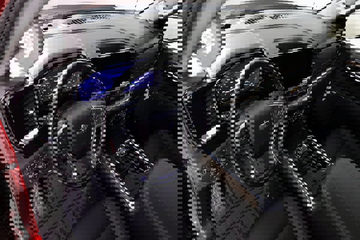 Used 2024 Chevrolet Silverado 1500 RST w/ Convenience Package II image 22