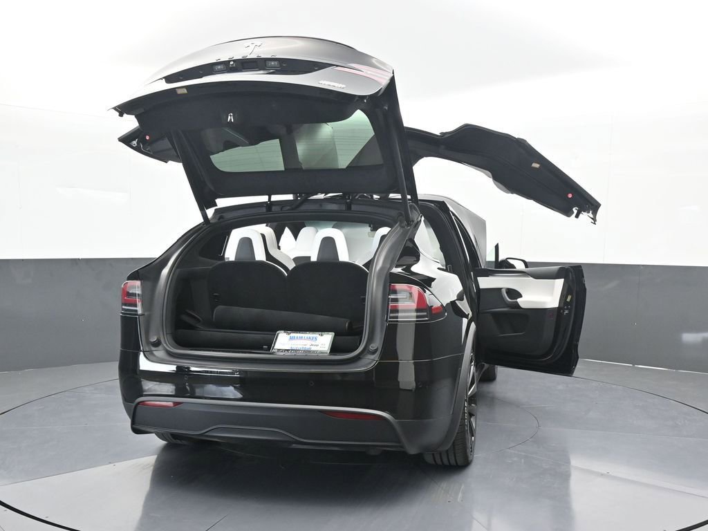 Used 2022 Tesla Model X Plaid image 70