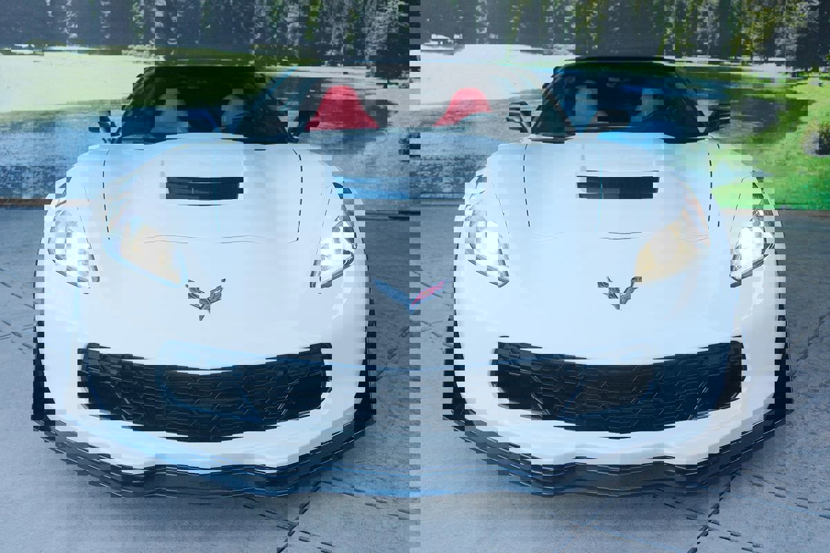 Used 2019 Chevrolet Corvette Grand Sport w/ Carbon Flash Badge Package image 2