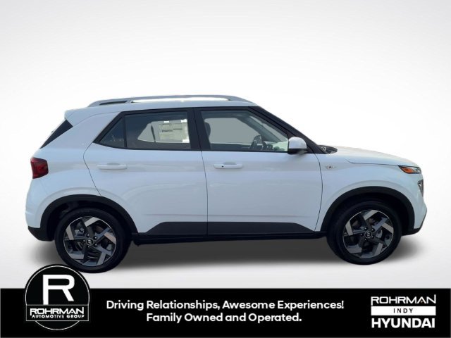 New 2026 Hyundai Venue SEL FWD image 10