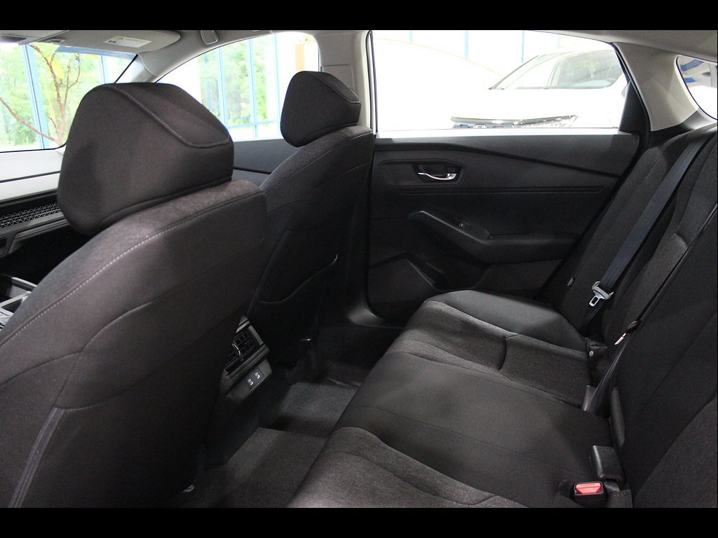 Certified 2025 Honda Accord LX image 16