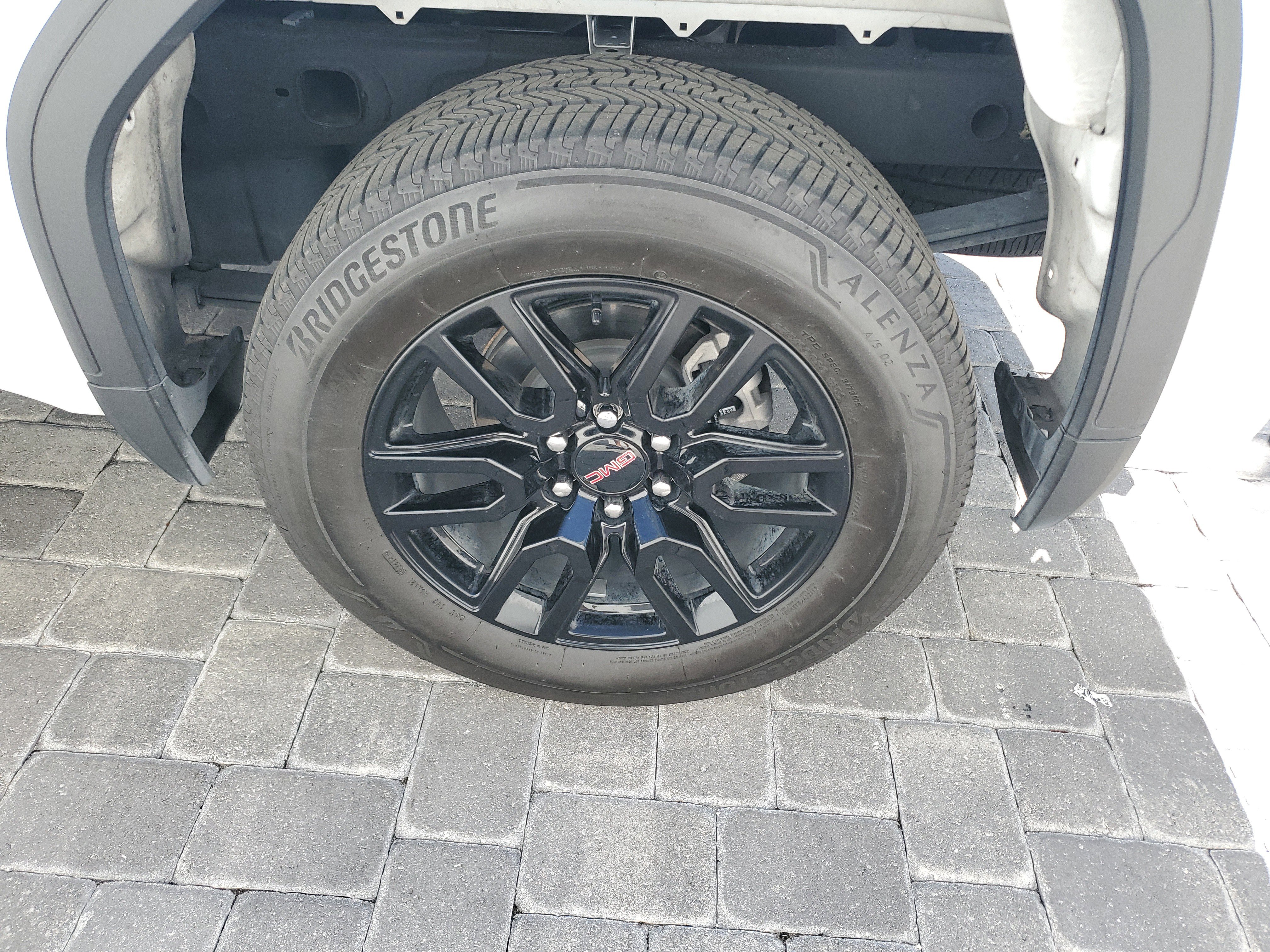 Used 2025 GMC Sierra 1500 Elevation w/ LPO, Elevation Black Package image 8